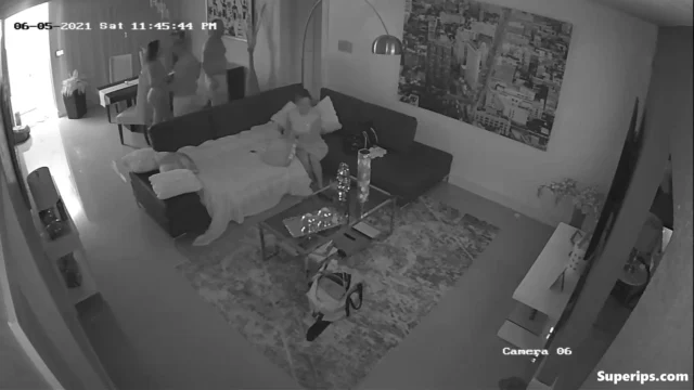 IPCAM – Swingers couples fuck on the couch IPCAM – Swingers couples fuck on the couch