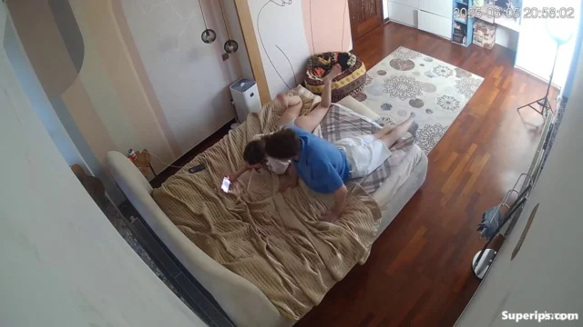 IPCAM – Petite German girl is groped on the floor IPCAM – Petite German girl is groped on the floor