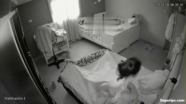 IPCAM – Chubby young mom is penetrated in her bed IPCAM – Chubby young mom is penetrated in her bed