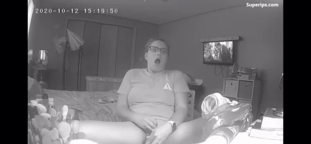 RAT webcam – A fat american woman masturbates RAT webcam – A fat american woman masturbates