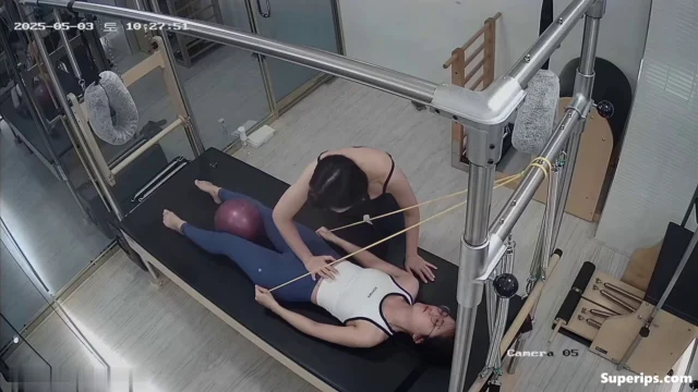 IPCAM – Cute Korean girls do exercise IPCAM – Cute Korean girls do exercise