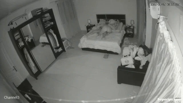 IPCAM – Two Arab wives are fucked IPCAM – Two Arab wives are fucked