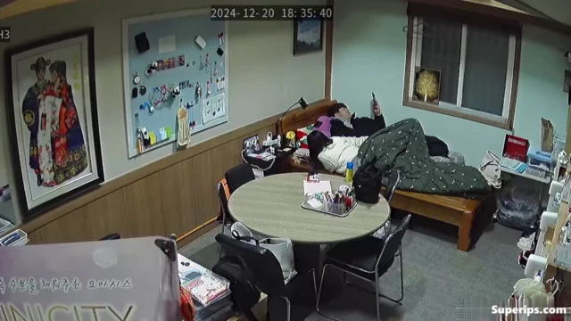 IPCAM – Average Korean couple has routine sex IPCAM – Average Korean couple has routine sex