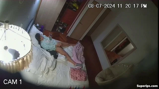 IPCAM – Teenage Latina girl masturbates in her pajamas IPCAM – Teenage Latina girl masturbates in her pajamas
