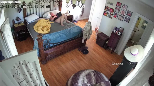 IPCAM – German granny makes a video call with a young guy IPCAM – German granny makes a video call with a young guy