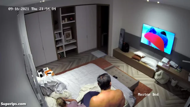 IPCAM – German blonde mom is fucked while watching porn IPCAM – German blonde mom is fucked while watching porn