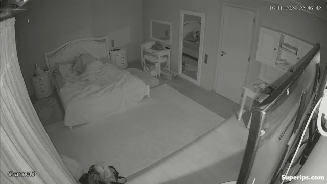 IPCAM – European woman fucks her disabled husband IPCAM – European woman fucks her disabled husband