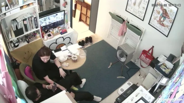 IPCAM – Korean mom gets fucked by her son’s doctor IPCAM – Korean mom gets fucked by her son’s doctor