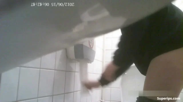Spy Toilet – Young college girls use restroom Spy Toilet – Young college girls use restroom