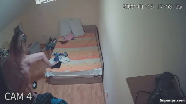 IPCAM – German busty girl gets dressed in her room IPCAM – German busty girl gets dressed in her room