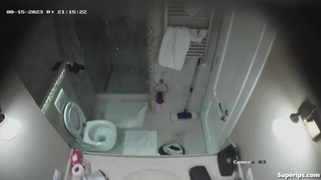 IPCAM – Cute white girl takes a long shower IPCAM – Cute white girl takes a long shower