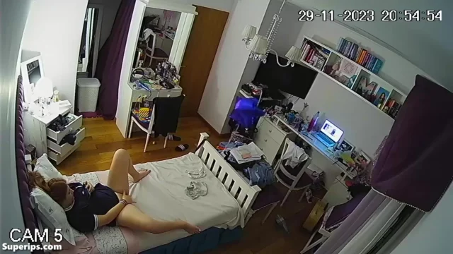 IPCAM – Redhead girl masturbates until she wets the bed – Part 2 IPCAM – Redhead girl masturbates until she wets the bed – Part 2