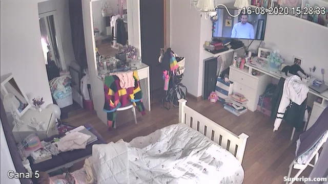 IPCAM – Freckled young girl masturbates while watching porn IPCAM – Freckled young girl masturbates while watching porn
