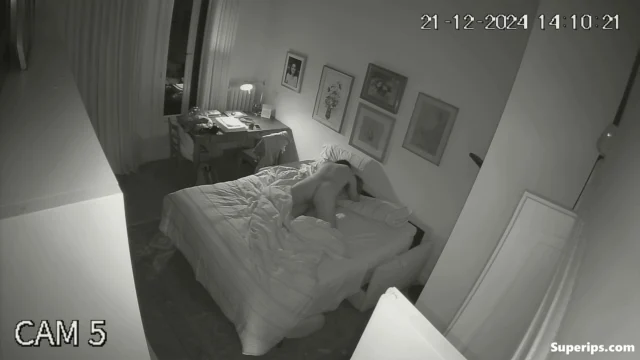 IPCAM – Italian married couple has sex IPCAM – Italian married couple has sex