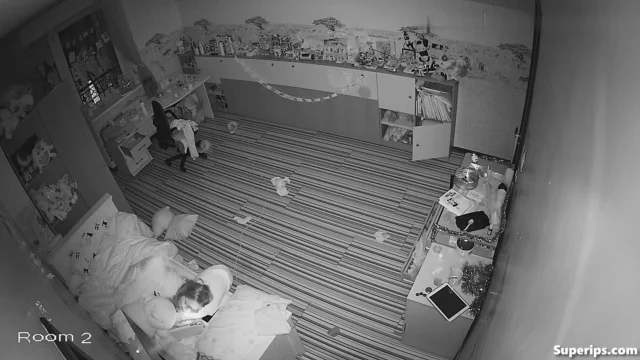 IPCAM – Cute American teenager masturbates on her bed IPCAM – Cute American teenager masturbates on her bed