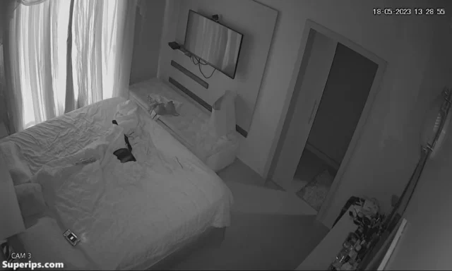 IPCAM – German single mom masturbates with a dildo