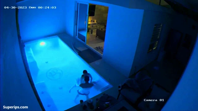 IPCAM – Mature couple has sex in the pool