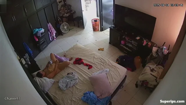 IPCAM – Hot Latina mom masturbates hard IPCAM – Hot Latina mom masturbates hard