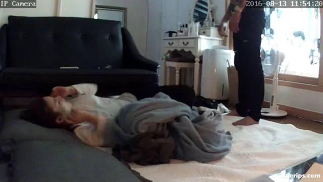 IPCAM – Korean college couple kissing passionately IPCAM – Korean college couple kissing passionately