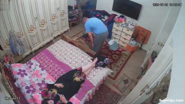 IPCAM – White Arab wife gets brutally fucked IPCAM – White Arab wife gets brutally fucked