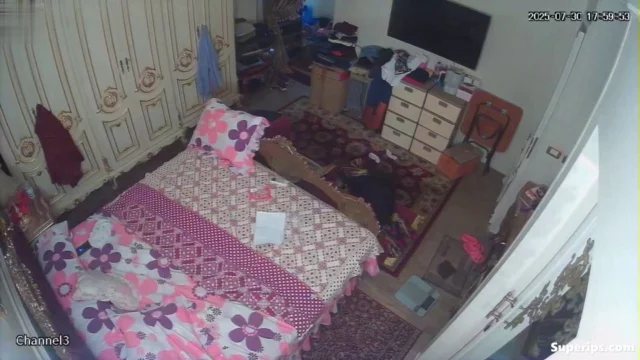 IPCAM – White Arab woman gets her anus sucked IPCAM – White Arab woman gets her anus sucked