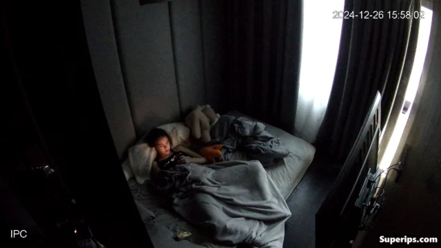 IPCAM – Naughty petite girl masturbates IPCAM – Naughty petite girl masturbates