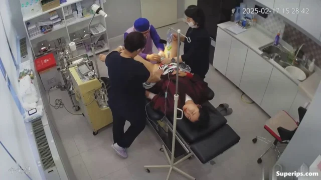 IPCAM – Korean teenage girls at the gynecologist’s IPCAM – Korean teenage girls at the gynecologist’s