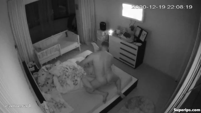 IPCAM – Mature Slavic couple fucks on their bed IPCAM – Mature Slavic couple fucks on their bed