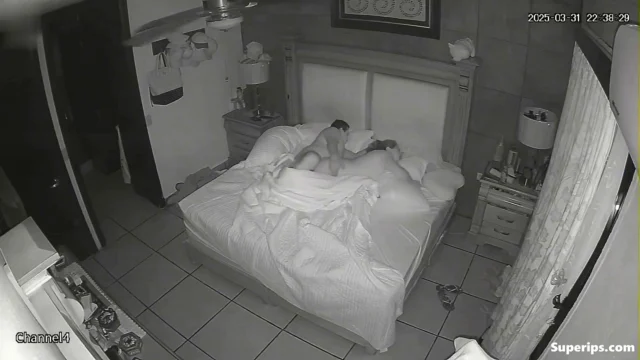 IPCAM – Chubby Latina woman gets brutally penetrated IPCAM – Chubby Latina woman gets brutally penetrated