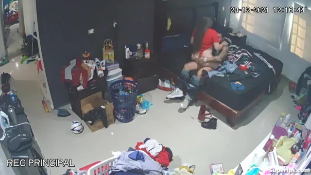 IPCAM – Hispanic couple fucks in their messy bed IPCAM – Hispanic couple fucks in their messy bed