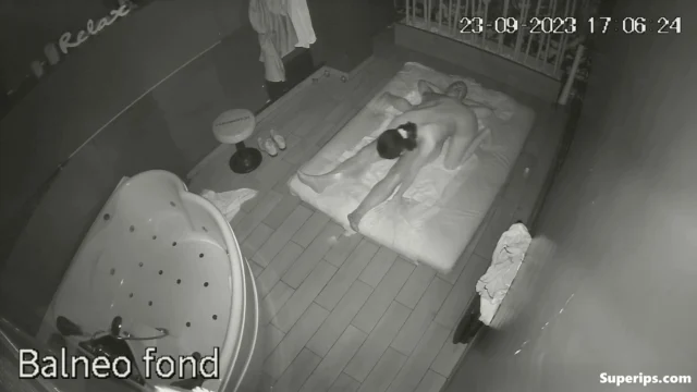 IPCAM – Old German man receives a sex massage IPCAM – Old German man receives a sex massage